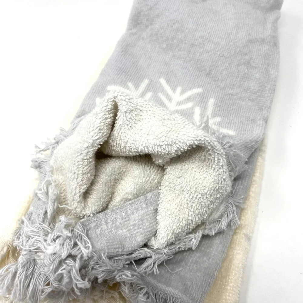 Target 2 Pack Christmas Snowflake Hand Towels Snowflake Gray/White Wondershop™